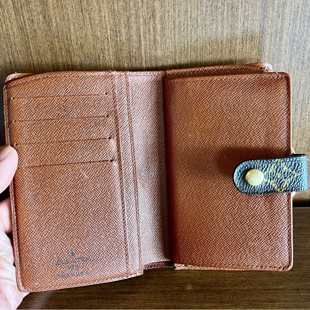 LOUIS VUITTON Porte Monnaie Billets Viennois Monogram Canvas Bifold Wallet 2001 - Picture 8 of 10